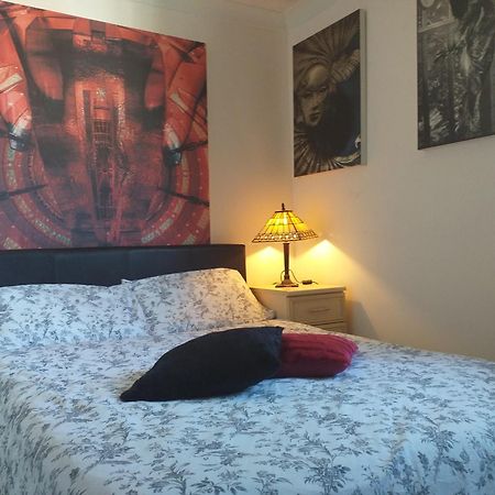 Lovely Double Bedroom In Rotherhithe Λονδίνο Εξωτερικό φωτογραφία